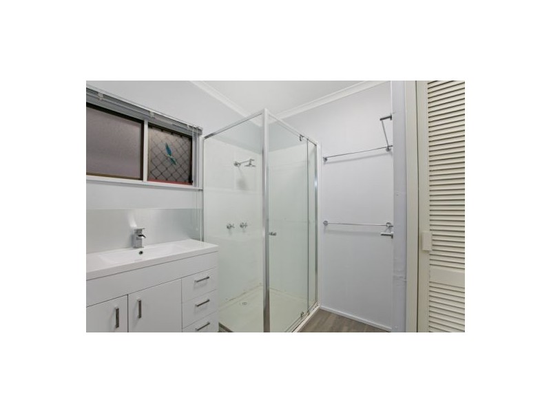 76 Reservoir Road, Manoora QLD 4870