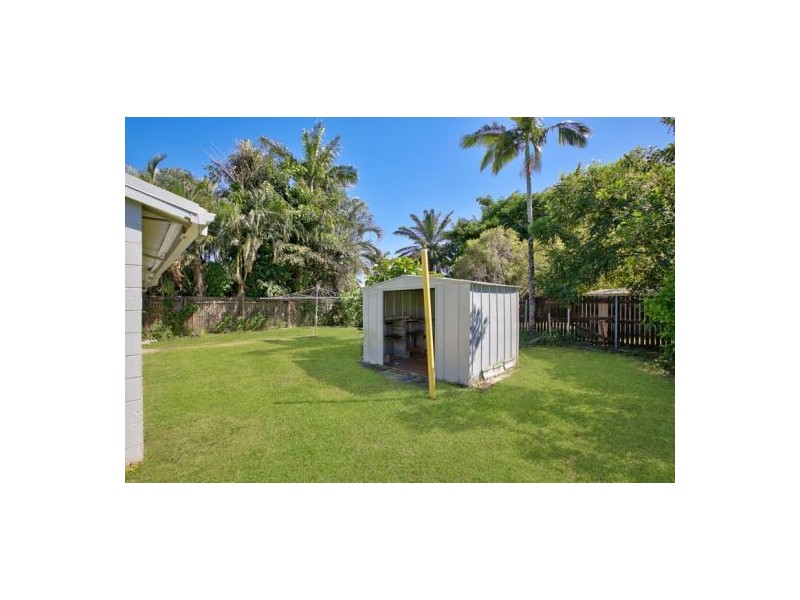 76 Reservoir Road, Manoora QLD 4870