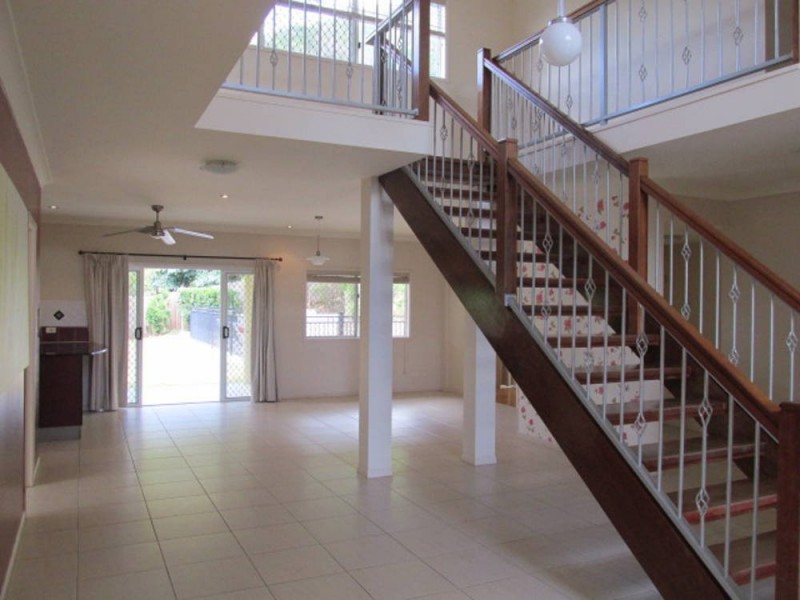 13 Yellowfin Close, Kanimbla QLD 4870