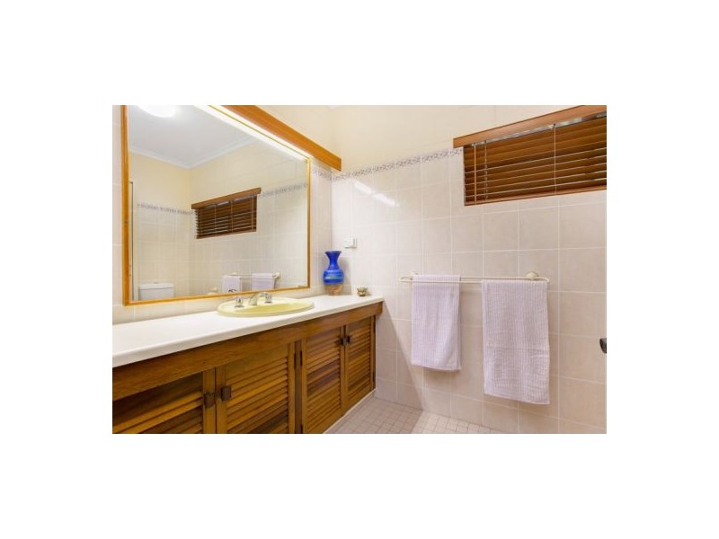 149-153 Hillview Crescent, Whitfield QLD 4870