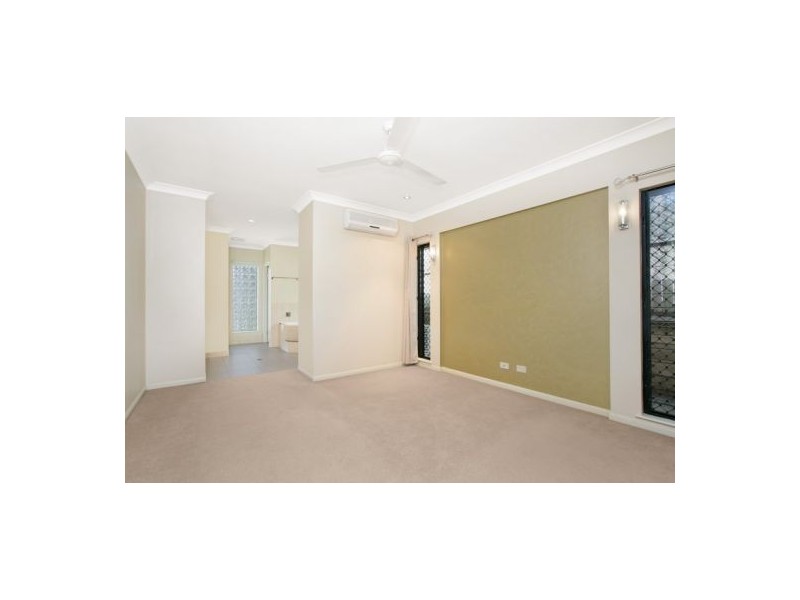 9 Smoko Close, Brinsmead QLD 4870