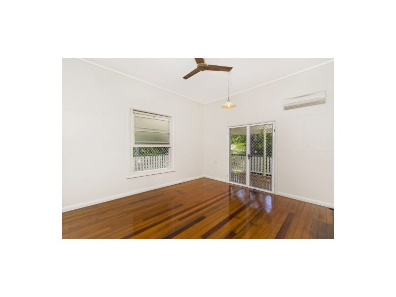 10 Littles Road, Gordonvale QLD 4865