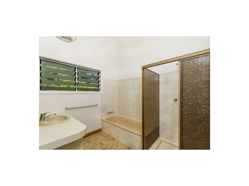 10 Littles Road, Gordonvale QLD 4865