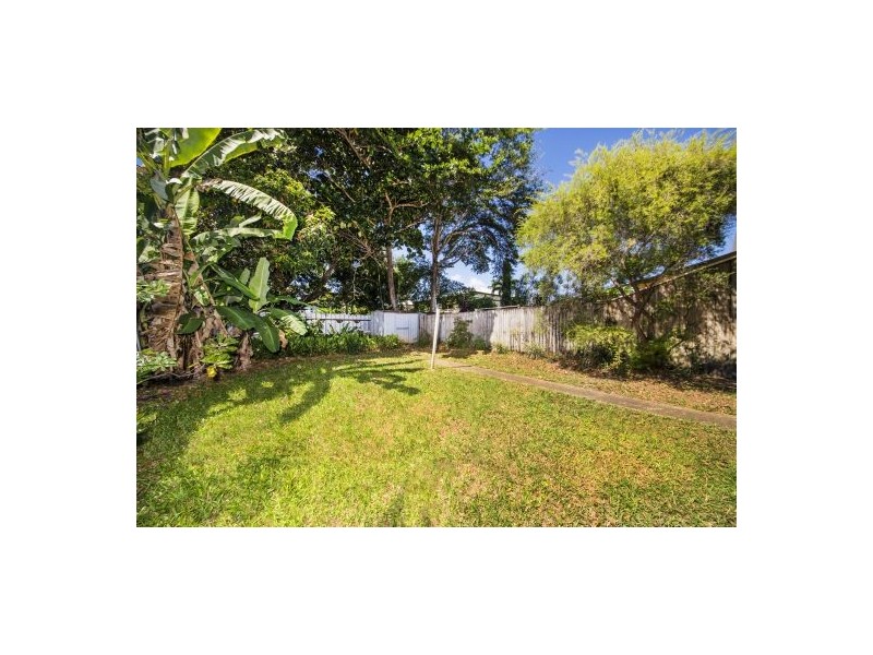 2/78 Alfred Street, Manunda QLD 4870