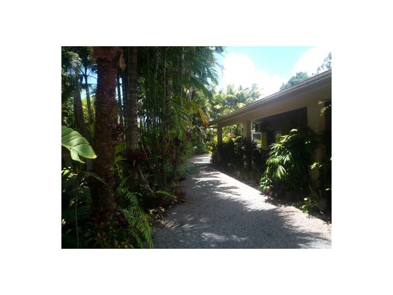 93-95 Windlass Street, Goldsborough QLD 4865