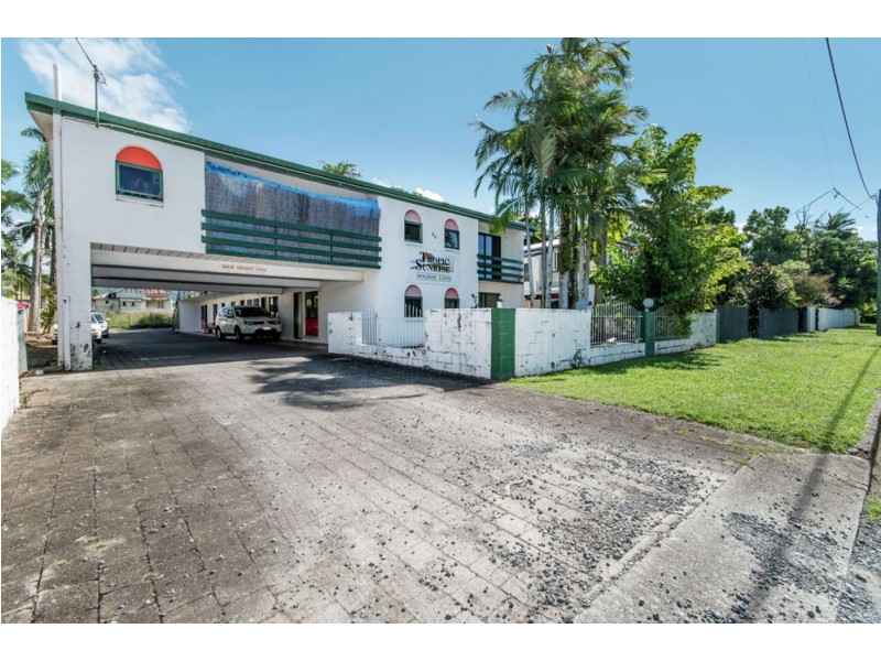 11/99 Digger Street, Cairns North QLD 4870