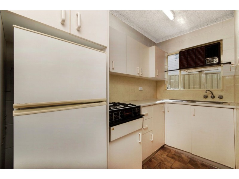 11/99 Digger Street, Cairns North QLD 4870