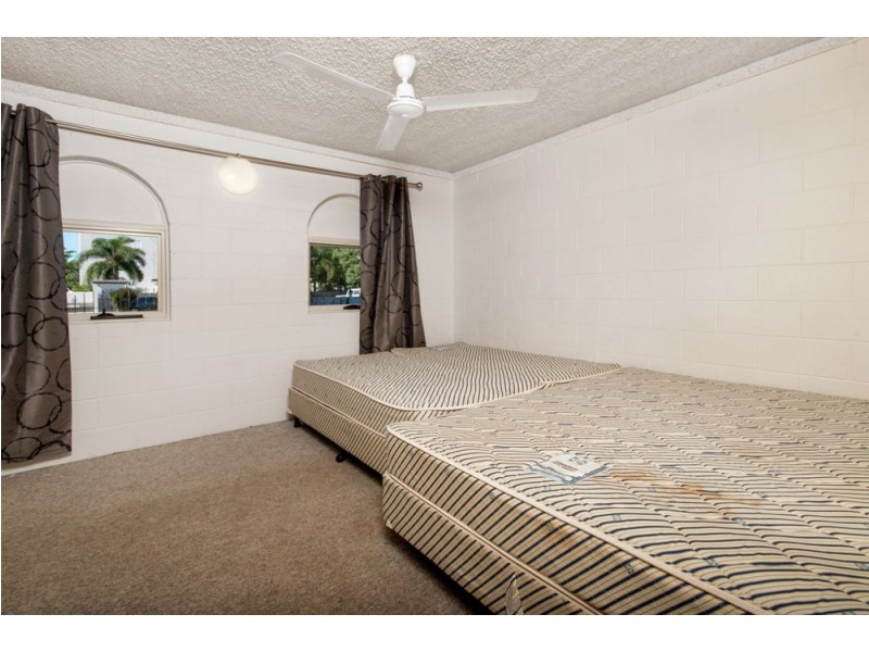 11/99 Digger Street, Cairns North QLD 4870