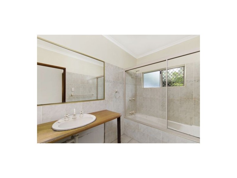 129-131 Mount Peter Road, Edmonton QLD 4869
