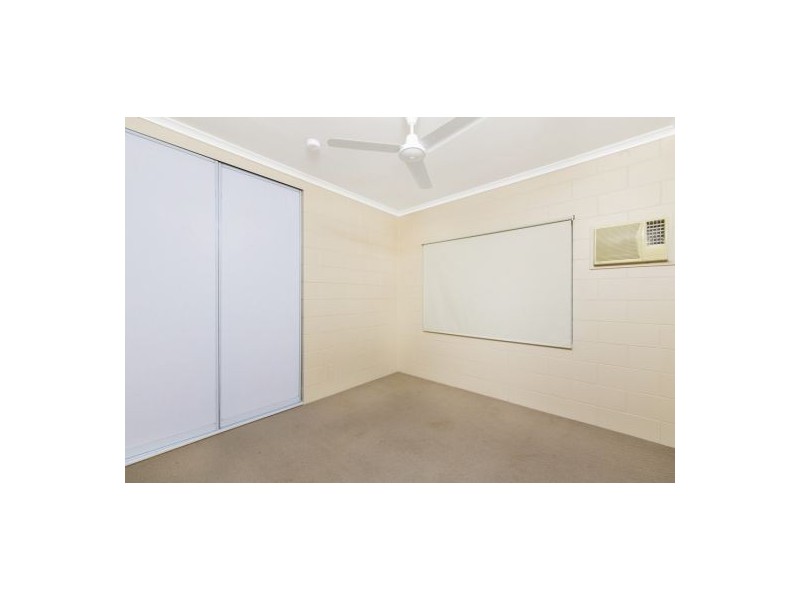 13 Royal Saxon Close, Mount Sheridan QLD 4868