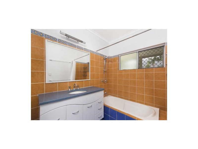 13 Royal Saxon Close, Mount Sheridan QLD 4868
