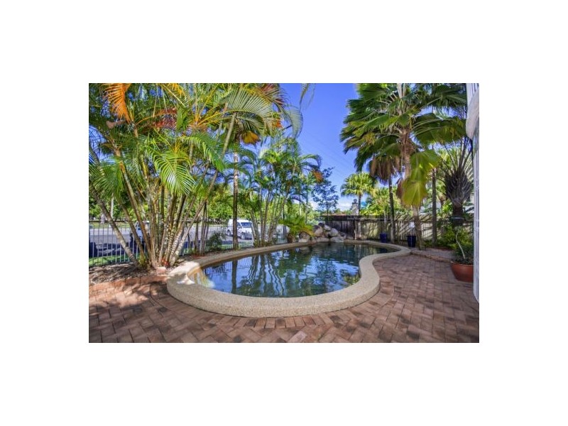 7/182 McLeod Street, Cairns QLD 4870