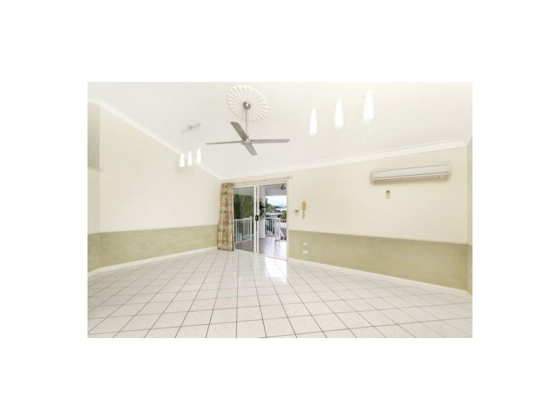 7/182 McLeod Street, Cairns QLD 4870
