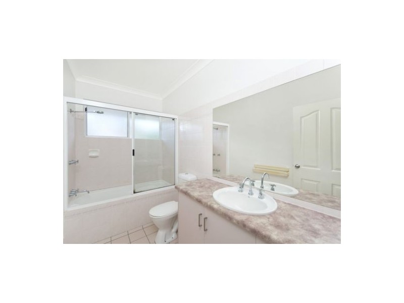 7/182 McLeod Street, Cairns QLD 4870