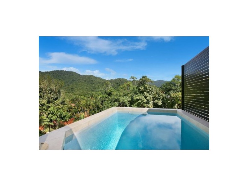 5 Springmeadow Close, Brinsmead QLD 4870