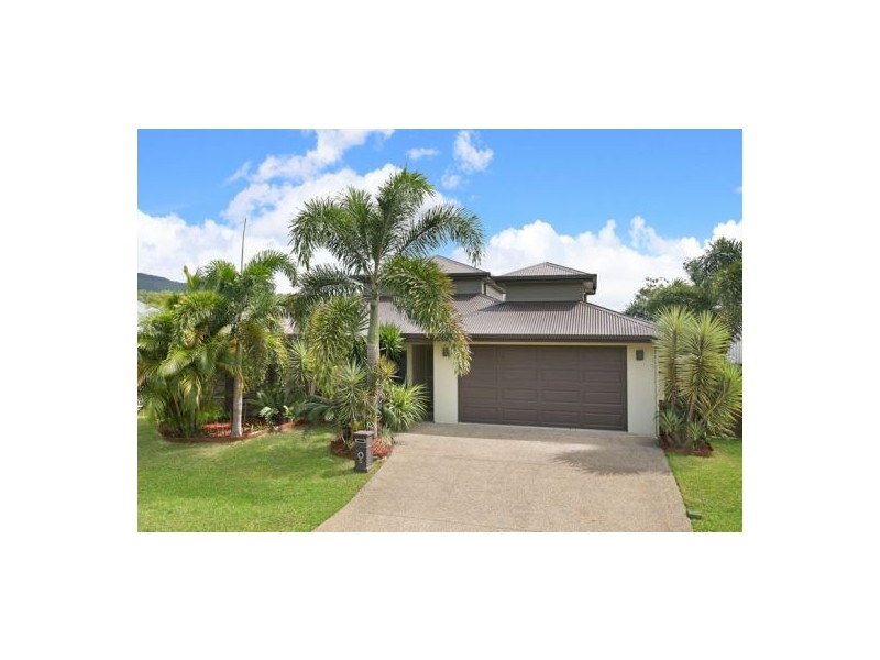 5 Kaban Grove, Trinity Park QLD 4879