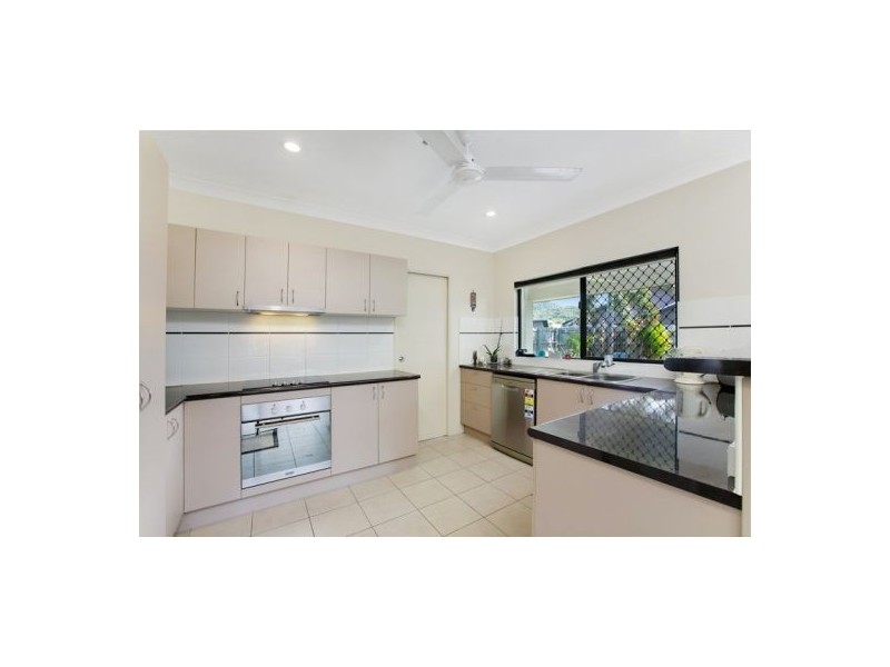 5 Kaban Grove, Trinity Park QLD 4879