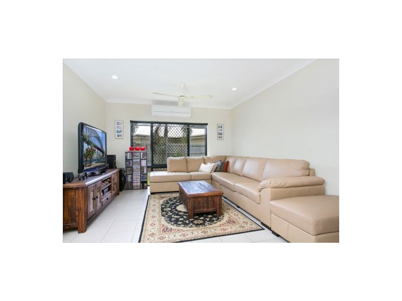 5 Kaban Grove, Trinity Park QLD 4879