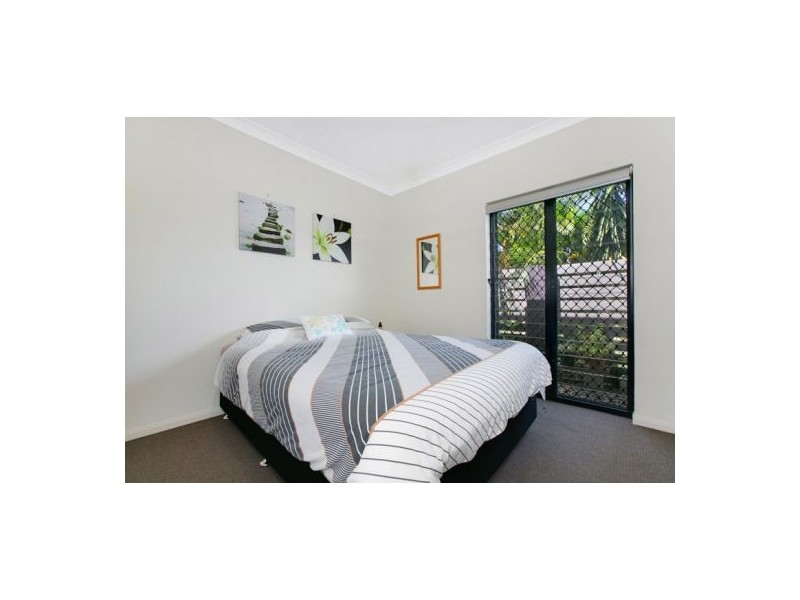 5 Kaban Grove, Trinity Park QLD 4879