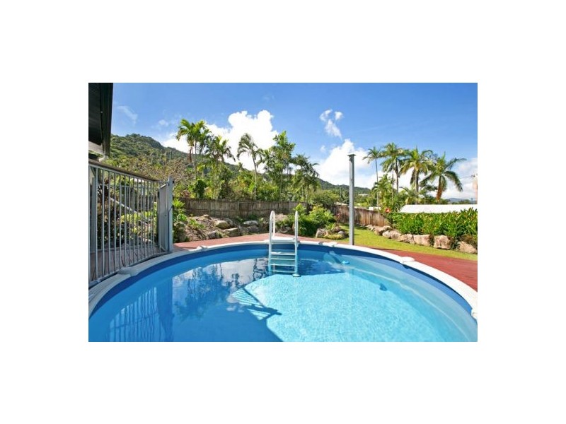 26 Bradford Street, Whitfield QLD 4870