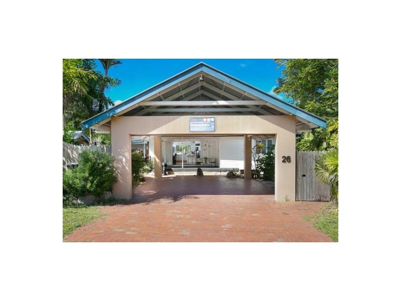 26 Bradford Street, Whitfield QLD 4870