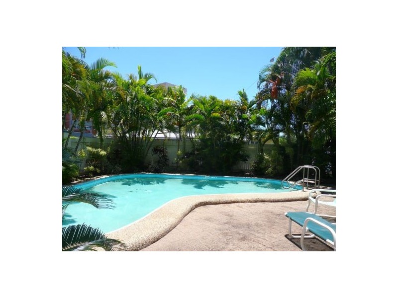 5/221 LAKE ST, Cairns North QLD 4870
