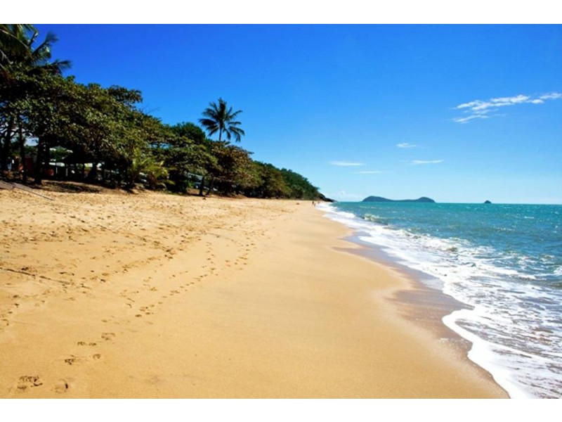 Trinity Beach QLD 4879