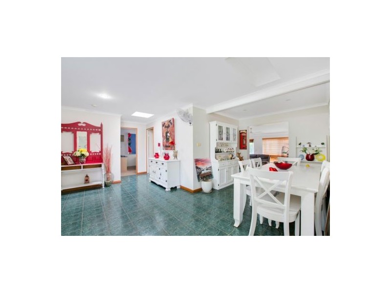 12 Dandaloo Street, Bayview Heights QLD 4868