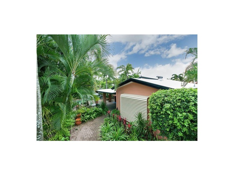 17 Balmoral Close, Mount Sheridan QLD 4868