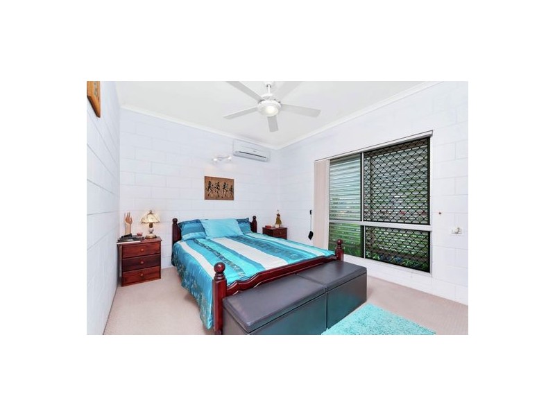 17 Balmoral Close, Mount Sheridan QLD 4868