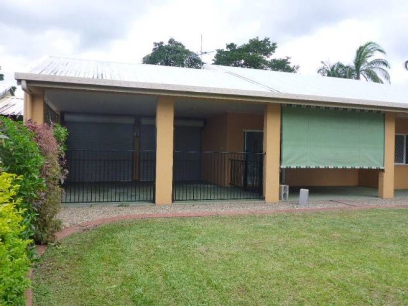 6 Allinga Close, Bentley Park QLD 4869