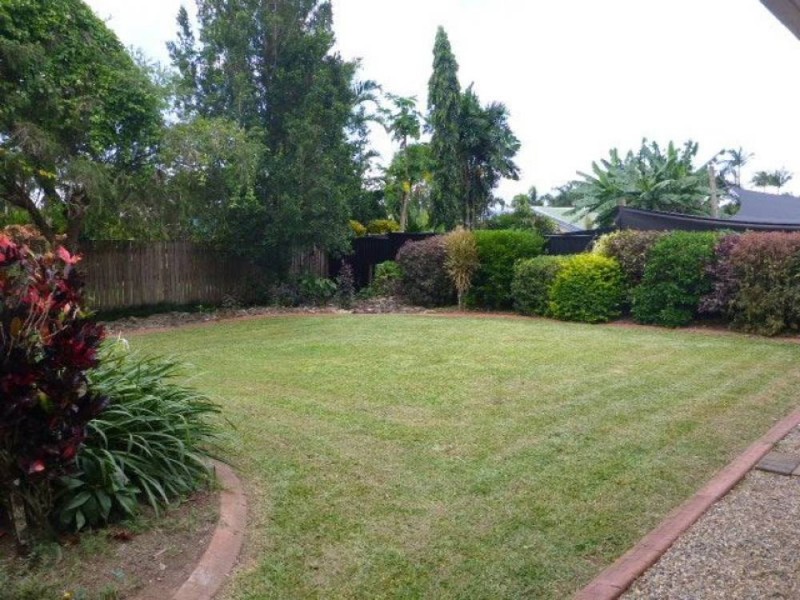 6 Allinga Close, Bentley Park QLD 4869