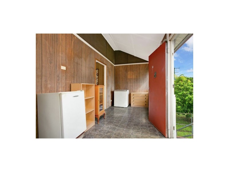 29 James Street, Manunda QLD 4870