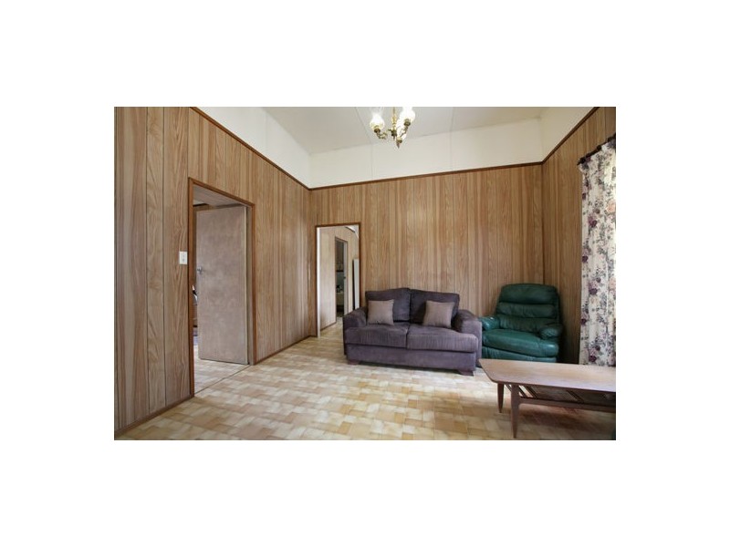 29 James Street, Manunda QLD 4870