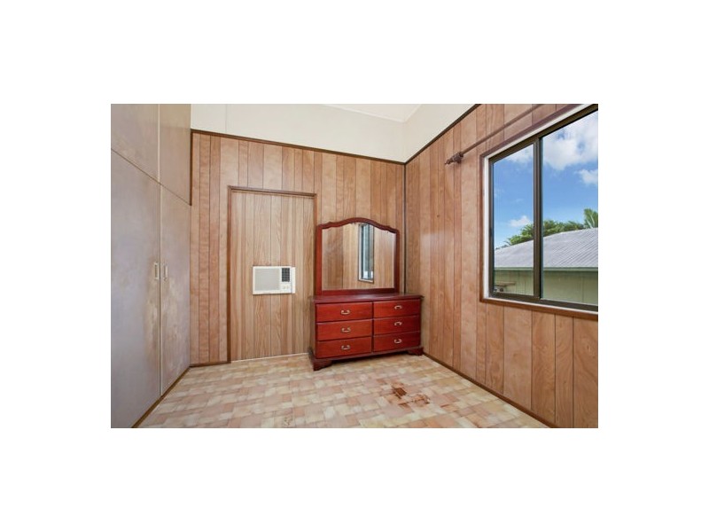 29 James Street, Manunda QLD 4870