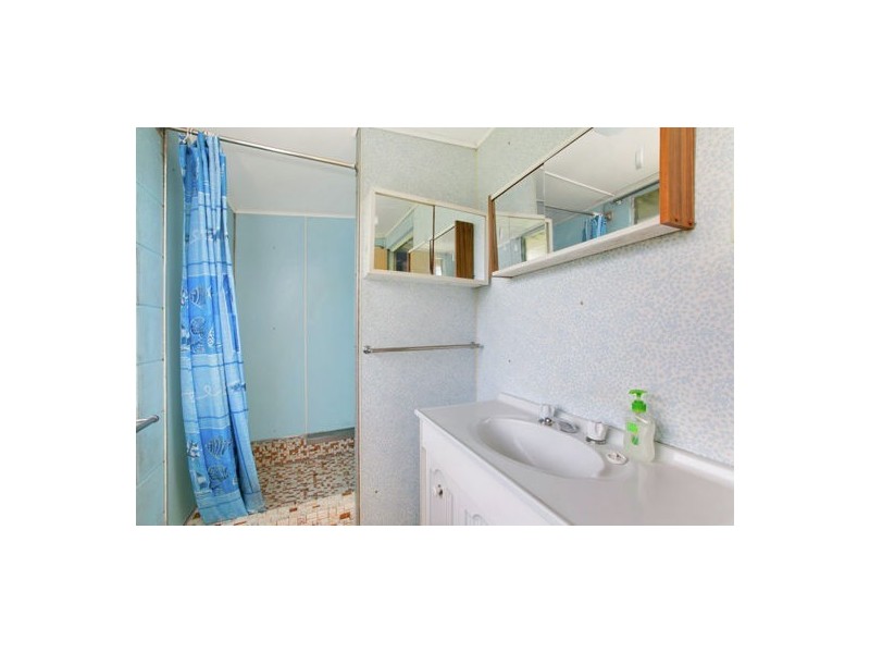 29 James Street, Manunda QLD 4870