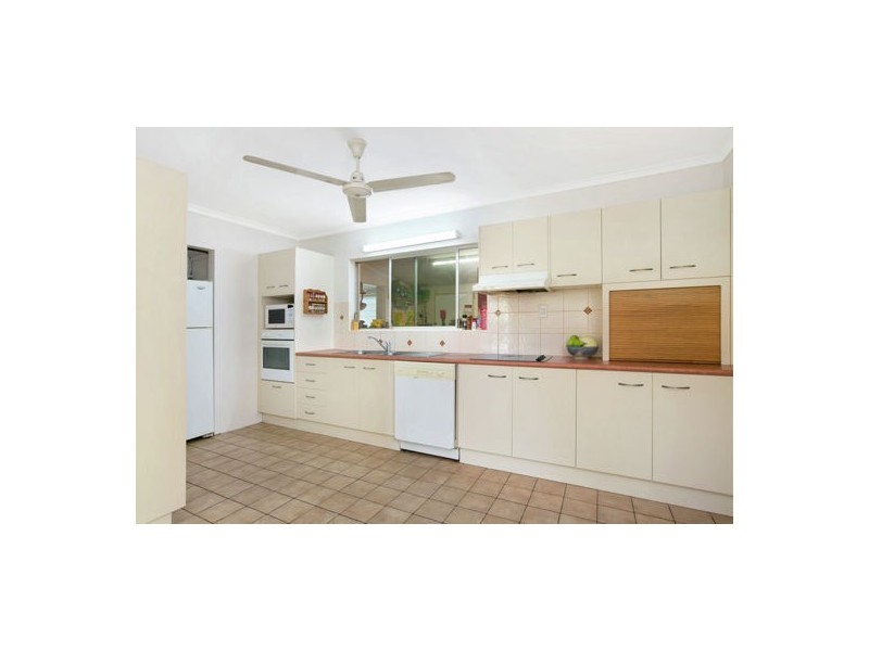 155 Toogood Road, Bayview Heights QLD 4868