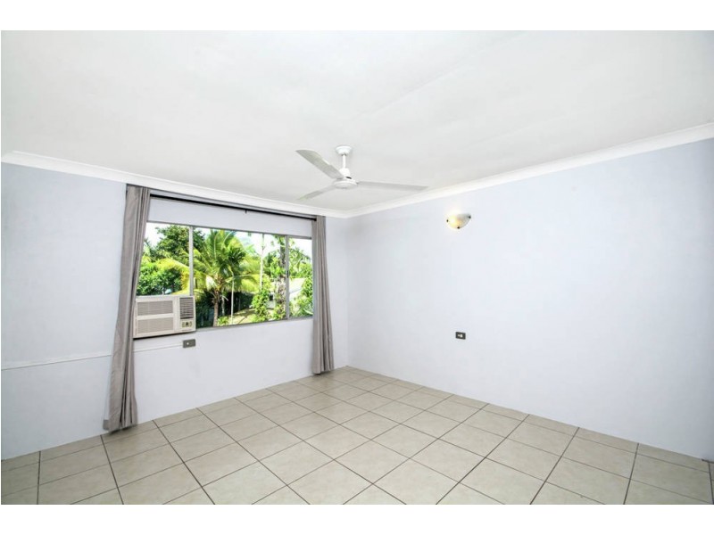 8/347 Lake Street, Cairns North QLD 4870