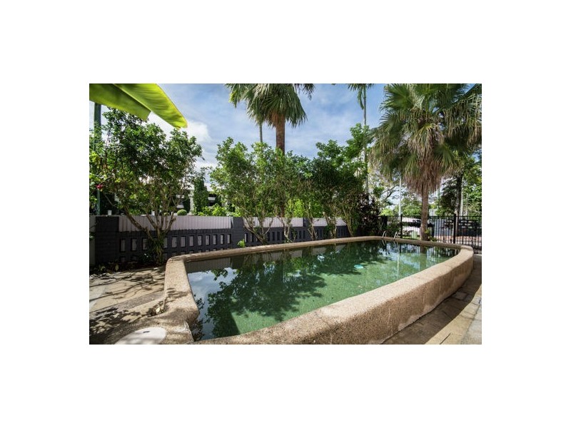 8/347 Lake Street, Cairns North QLD 4870