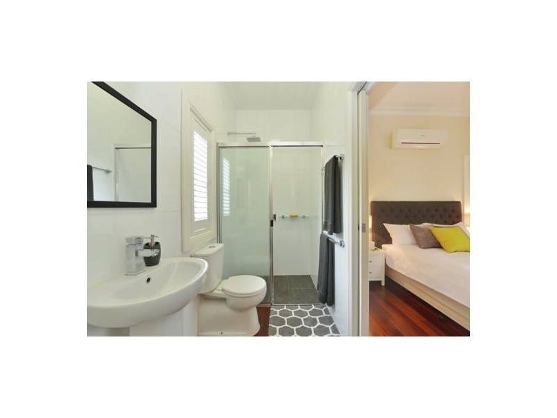 92 Woodward Street, Edge Hill QLD 4870