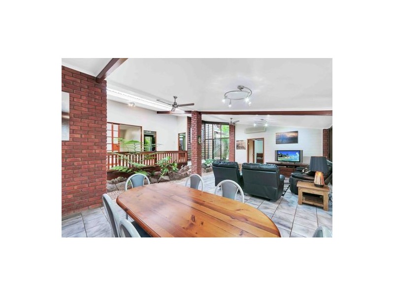 19 Hutchinson Street, Edge Hill QLD 4870