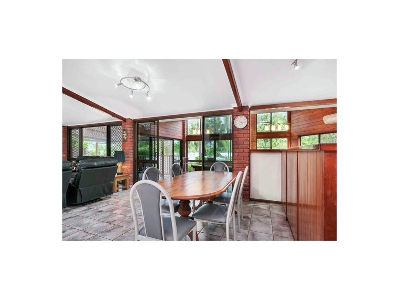 19 Hutchinson Street, Edge Hill QLD 4870