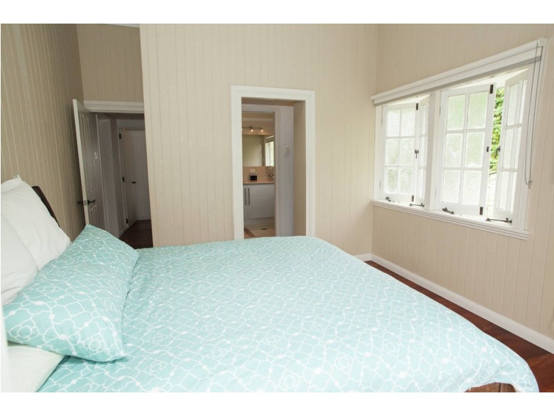 105 Woodward Street, Edge Hill QLD 4870