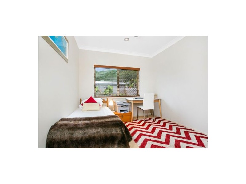 2 Mercury Close, Mount Sheridan QLD 4868