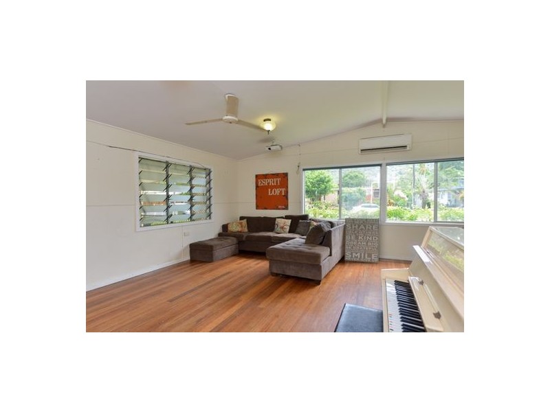 25 Cassia Street, Edge Hill QLD 4870