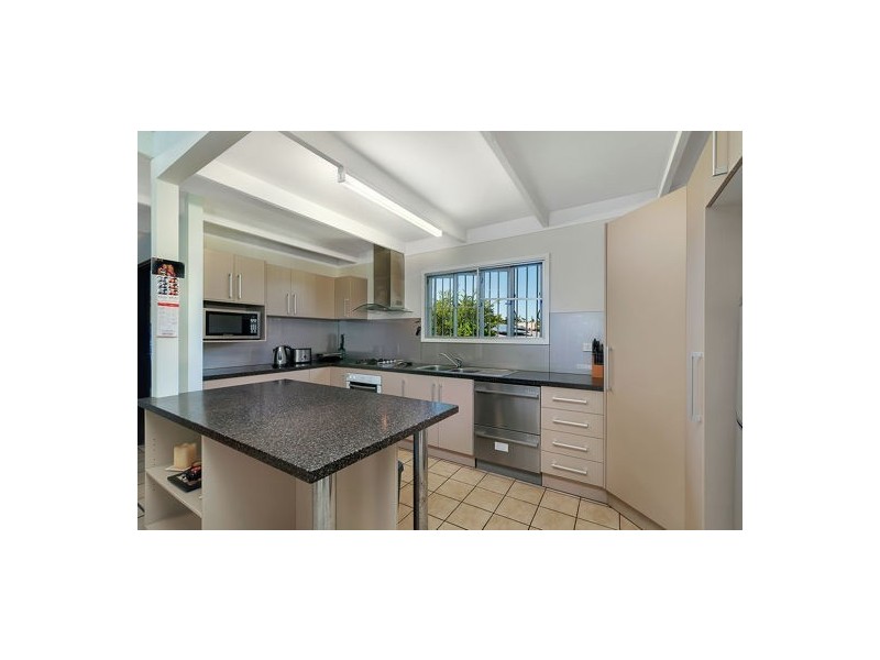 29 Passchendaele Street, Stratford QLD 4870