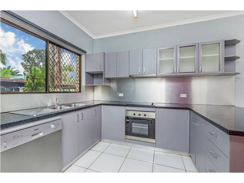 19/21-31 Poinciana Street, Holloways Beach QLD 4878
