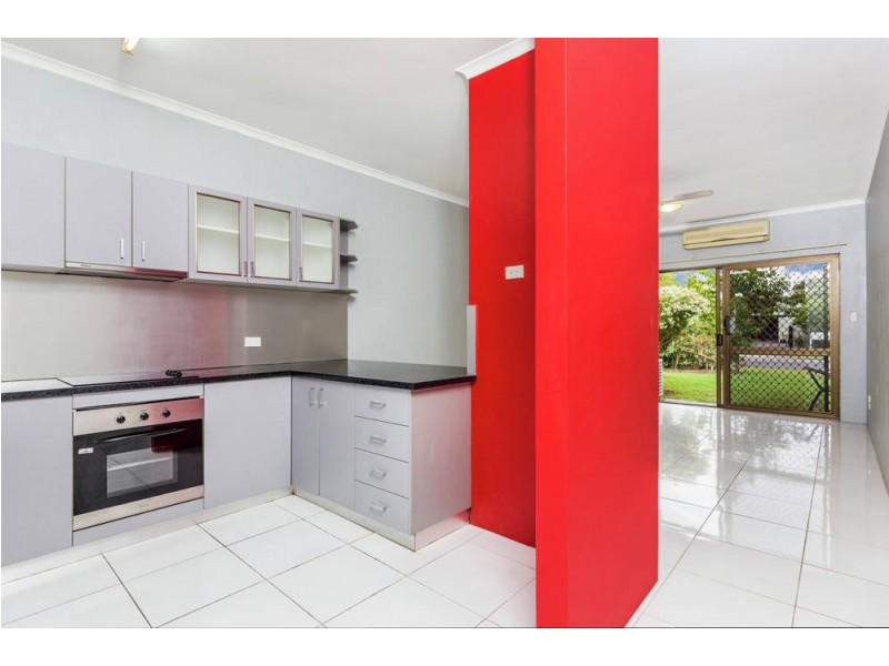 19/21-31 Poinciana Street, Holloways Beach QLD 4878
