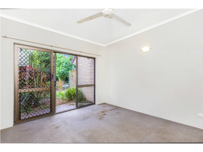 19/21-31 Poinciana Street, Holloways Beach QLD 4878