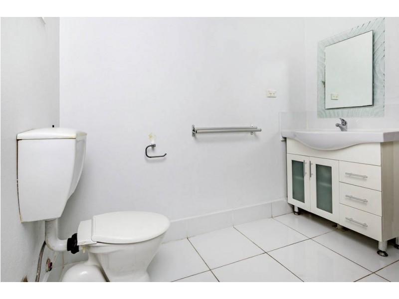19/21-31 Poinciana Street, Holloways Beach QLD 4878
